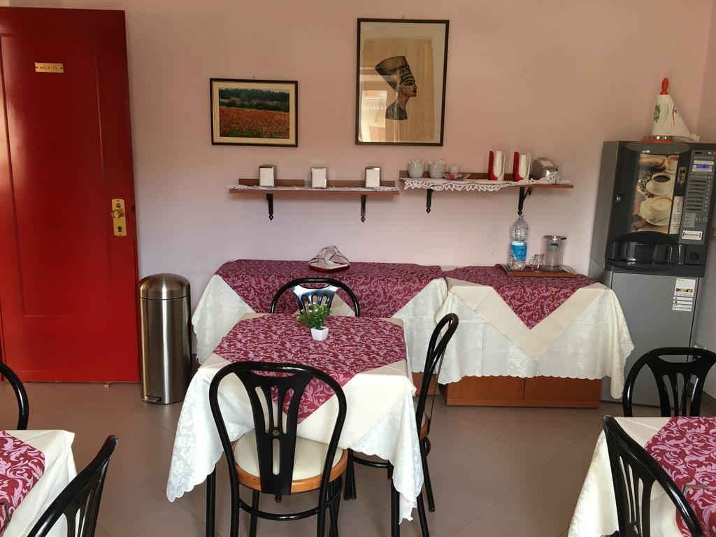 Hotel Facioni Pomezia Zewnętrze zdjęcie