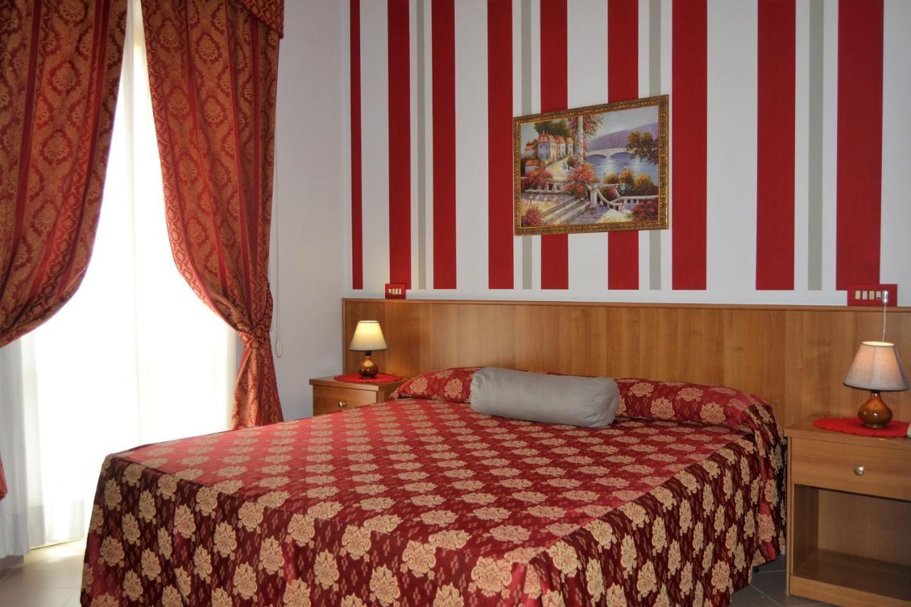 Hotel Facioni Pomezia Zewnętrze zdjęcie