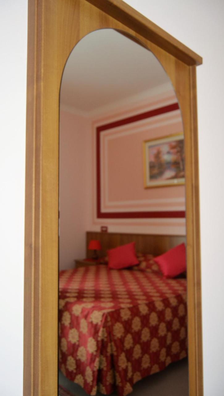 Hotel Facioni Pomezia Zewnętrze zdjęcie