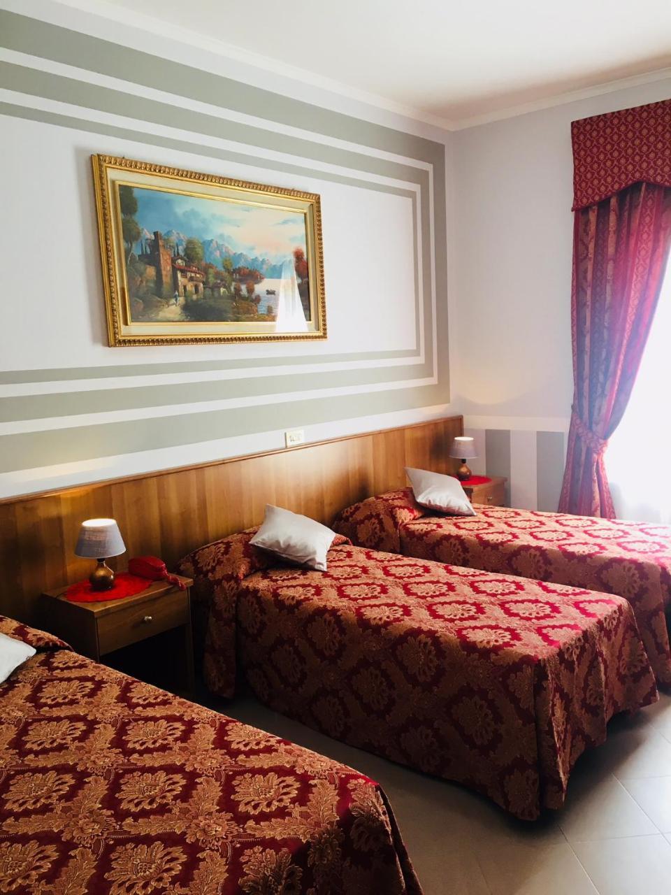 Hotel Facioni Pomezia Zewnętrze zdjęcie